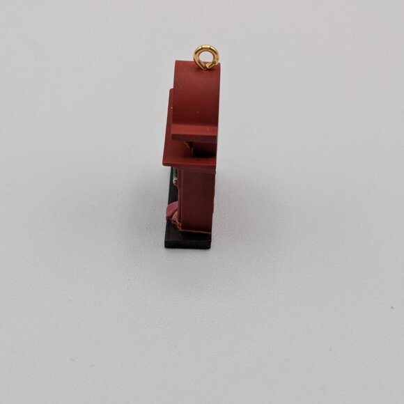 Hallmark Keepsake Ready for Santa 1997, Miniature Membership Exclusive Ornament - Picture 5 of 11